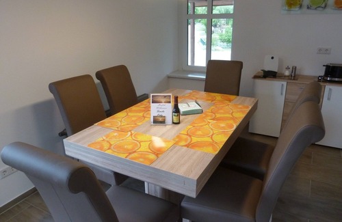 Oberhavel Apartamento | Große Ferienwohnung mit Top Ausstattung und Privatem Seezugang