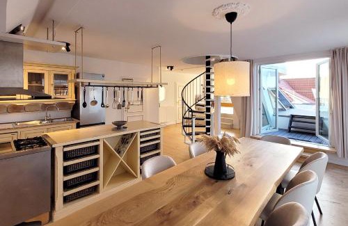 Sierksdorf Apartamento | Große Penthouse Ferienwohnung mit Meerblick, Sonnenterrasse & Luxusbad von "Momentic"