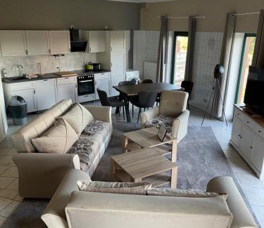 Muritz Apartamento | Großes Familienapartment über 2 Etagen mit Weitblick in die Natur