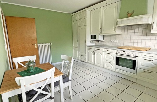 Suederbrarup Casa | Großes Ferienhaus in Zentraler Lage mit Garten und Sauna