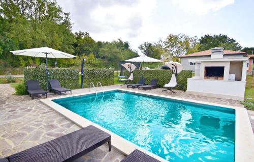 Radini Casa | Großes Ferienhaus in Buroli mit Privatem Pool