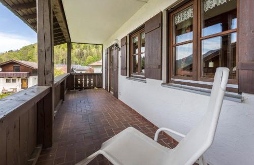 Unterwoessen Casa | Großes Ferienhaus mit Bergblick
