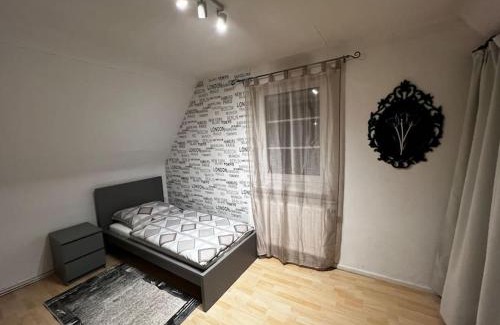 Juelich Casa | Großes Haus in Jülich Neu möbiliert