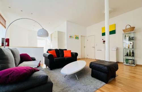 Bad Homburg v.d. Hoehe Apartamento | Großes und helles Innenstadt Apartment - Ferienwohnung