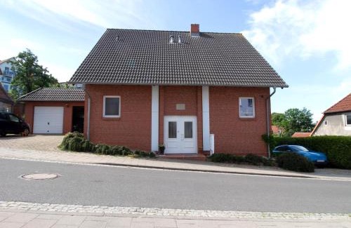 Bergen auf Ruegen Apartamento | Großzügige Ferienwohnung im Haus 'Anno 2000'