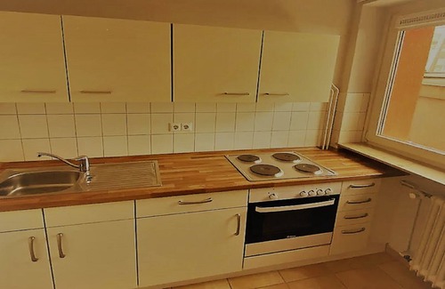 Pirmasens Apartamento | Großzügiges 1-zimmer-dachgeschoß-appartement