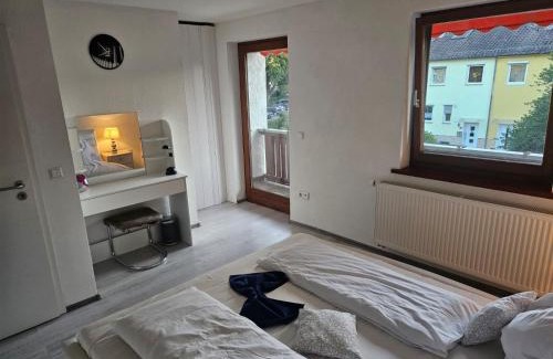 Offenburg Apartamento | Großzügiges Reihenhaus mit Garten ideal für Geschäftsreisende und Familien bis 8 Personen