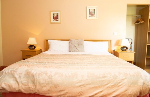 Londonderry Cama Y Desayuno | Groarty House & Manor B&B