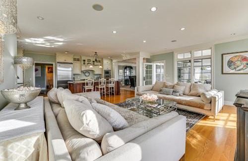 Groton Casa | Groton Home Less Than 1 Mi to Beach on Long Island Sound!