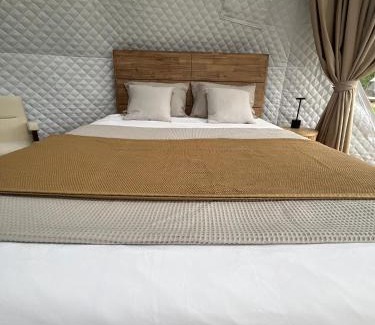 Miller Lake Otro | Grotto Getaway
