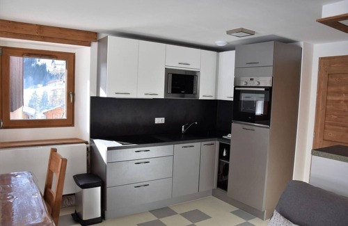 Pralognan-la-Vanoise Apartamento | Ground floor, terrace, parking, tv, 32m², Pralognan-la-Vanoise