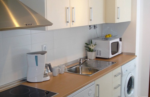 Sucina Apartamento | Apartamento en planta baja con terraza, jardín y piscina