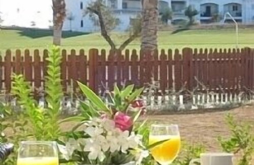 Sucina Apartamento | Apartamento en planta baja con terraza, jardín y piscina