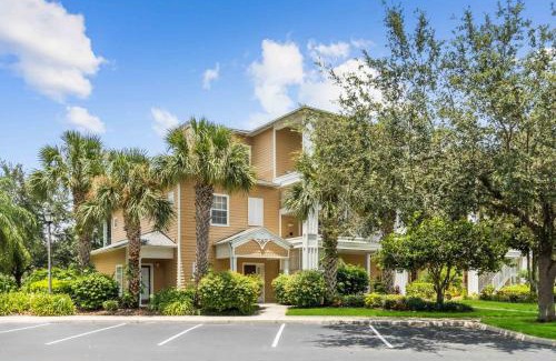 Bahama Bay Casa | Ground floor 2BR unit in Bahama Bay
