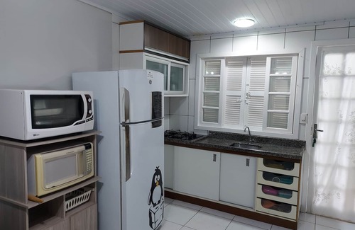 Sao Joao do Rio Vermelho Apartamento | APARTAMENTO TÉRREO CON PISCINA EN AMBIENTE FAMILIAR