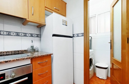 Cala Reona Apartamento | Apartamento bajo, vistas al mar, parking, piscina comunitaria