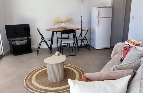 Saint-Cyprien Plage Apartamento | Apartamento en planta baja con piscina