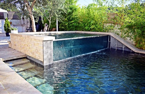 Okrug Donji Apartamento | Ground floor apartment with a private pool