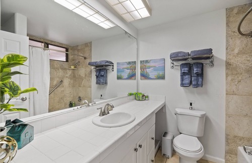 Nawiliwili Apartamento | Ground floor Banyon Harbor B17