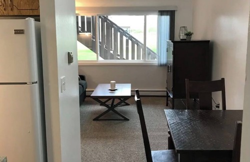 North Star Apartamento | Ground Floor End Unit in Midtown Anchorage