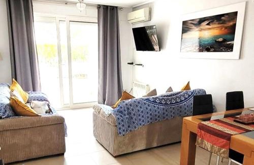 Roldan Apartamento | Ground floor family apartment, Close to Town and pool