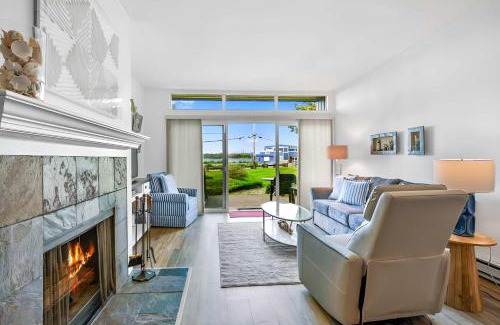 Birch Bay Casa | Ground Floor front 2 bed condo at Jacobs Landing