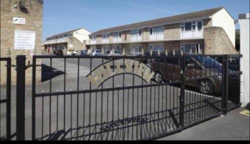 Brean Apartamento | Ground Floor holiday apartment in Brean, Somerset