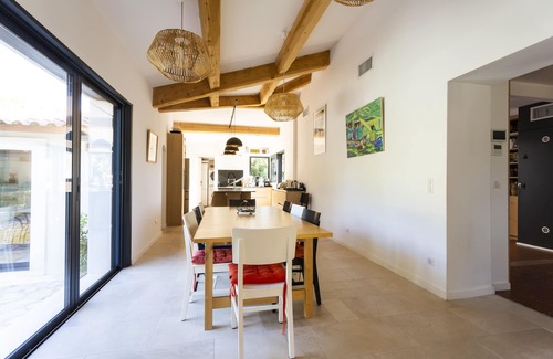 Fontvieille Villa | Planta baja de la casa; a 5 minutos del centro de la ciudad
