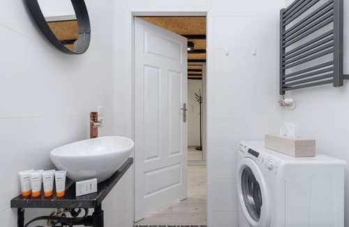 Stare Podgorze Apartamento | Ground Floor Studio in Cracow by Renters