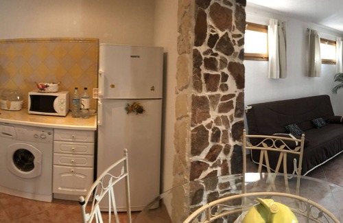 Afa Casa | En alquiler T2 nueve para 4 personas 55m2 con piscina 13,5x6