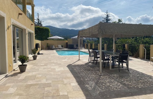 Tourrette-Levens Apartamento | Ground floor with pool 30min Nice/ 45min Monaco and Beach, perfect for family.