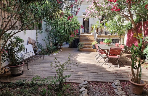 Le Camas Apartamento | Ground floor with garden in the heart of Marseille