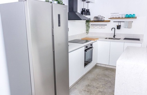 Vista de los Angeles-Rumina Apartamento | Planta baja con patio privado junto a la playa