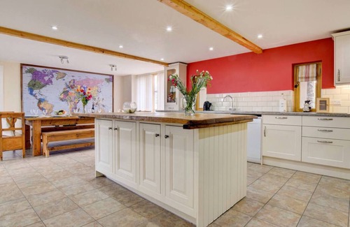 Brecon Casa | Group accommodation in the Brecon Beacon