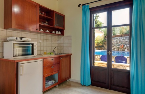 Douliana Casa | Propiedad para grupos - Estudios y dúplex