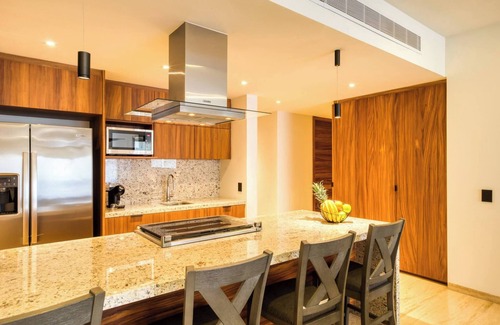 Cabo San Lucas Apartamento | Group Apt #13 #16, no View, 3br, 12 pax