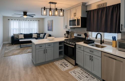 Irvington Apartamento | Group-Friendly Luxury 3BR 2 Baths Sleeps 8