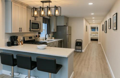 Irvington Apartamento | Group-Friendly Luxury 3BR 2 Baths Sleeps 8