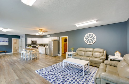 Cadillac Casa | Group Getaway in Cadillac ~ 4 Mi to State Park!