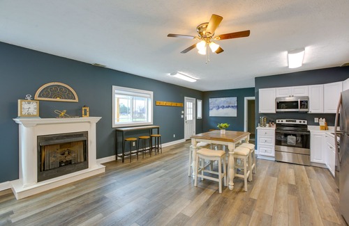 Cadillac Casa | Group Getaway in Cadillac ~ 4 Mi to State Park!