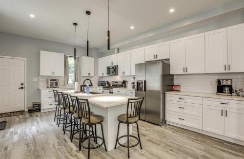 Northwest Philadelphia Casa | Group Getaway with Games and Patio in Philadelphia!