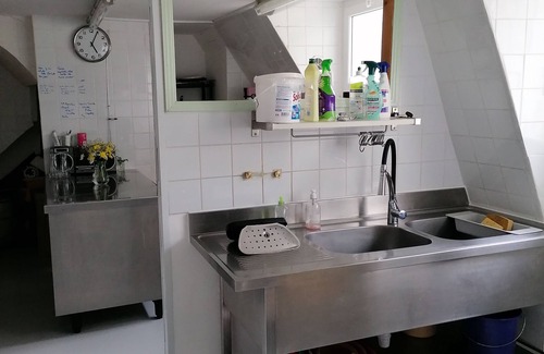 Le Chambon-sur-Lignon Casa | Group gîte with single rooms, no dormitories, in the heart of nature.