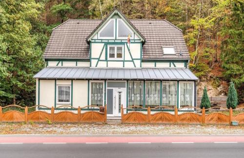 Brilon Casa | Group Stay in Brilon-Wald, cleaning included