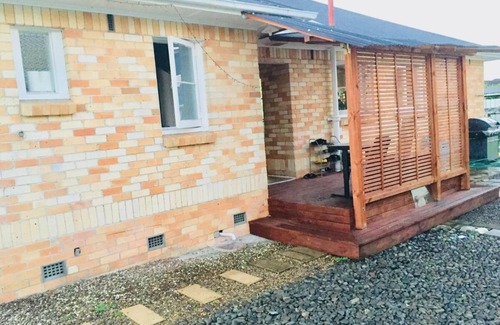 Hamilton East Casa | Group stay upto15