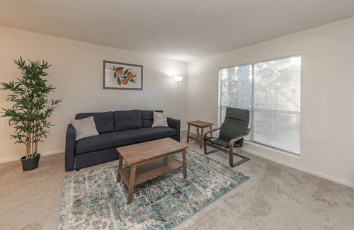 St. Andrews Apartamento | Grove 516 · Cozy 1 Bdrm 2 Beds Columbia Apt