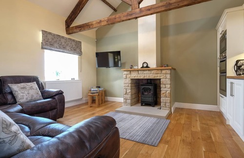 North Bitchburn Cabaña | Grove Cottage, MARIPOSA
