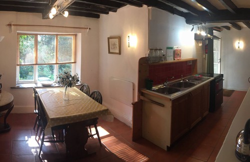 Machynlleth Cabaña | 17century Encanto Casa Rural