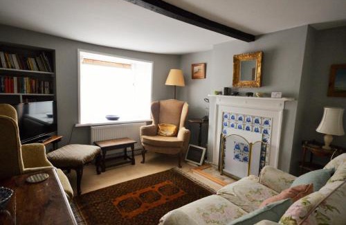 Yarmouth Casa | Grove Cottage
