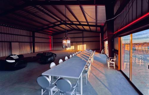 Landers Casa | Grow House by Fieldtrip Remote Lux w 100ft Pool