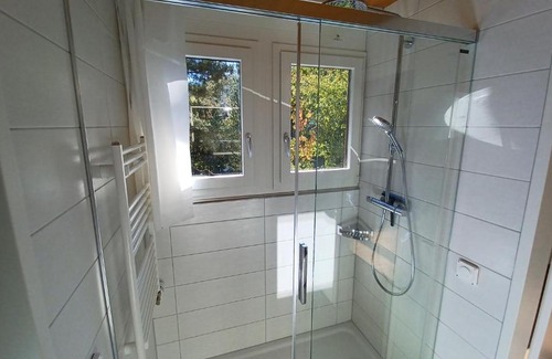 Aesch Casa | Gruppenunterkunft in schöner Villa, naturnah, mit Sauna
